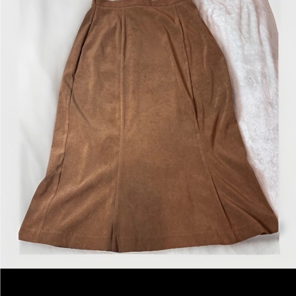 Vinci Clothiers Dresses & Skirts - Elegant Brown A-Line Women's Skirt